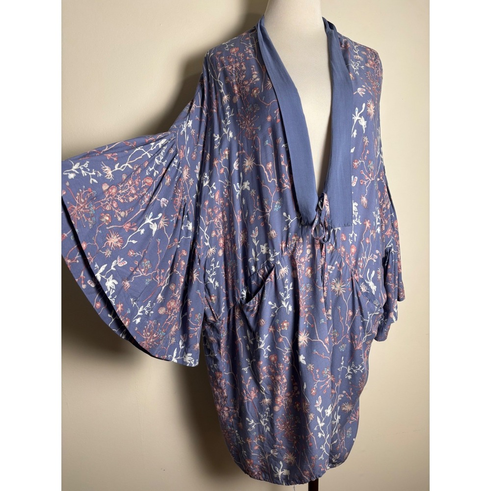 Universal Thread Womens Cottage Floral Boho Kimono Cover-Up OS Flowy Bell Sleeve